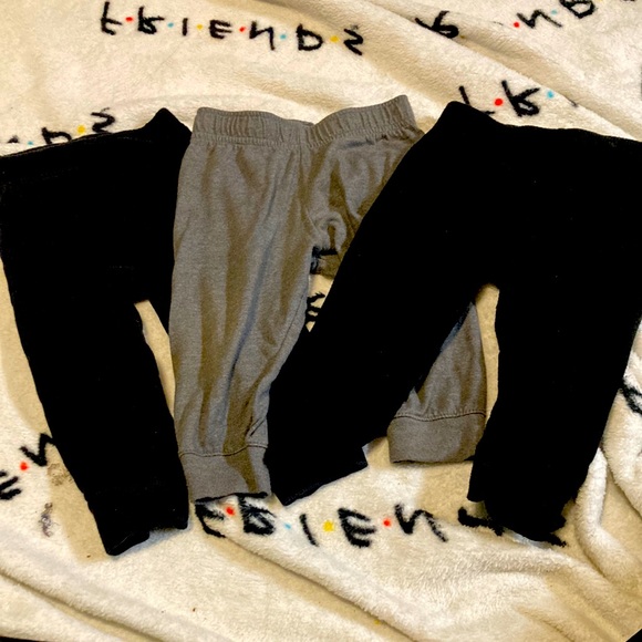 Joggers bundle - Picture 1 of 10